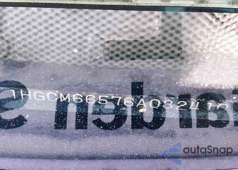 2006 Honda Accord 3.0 Ex z USA, uszkodzony, nr VIN 1HGCM66576A032410